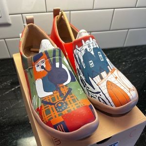 NIB Women's Size 8.5 UIN Welcome To Scotland!